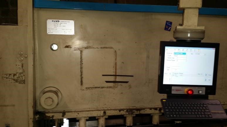 LVD Hydraulic Shear retrofitted with the PC800L Control
