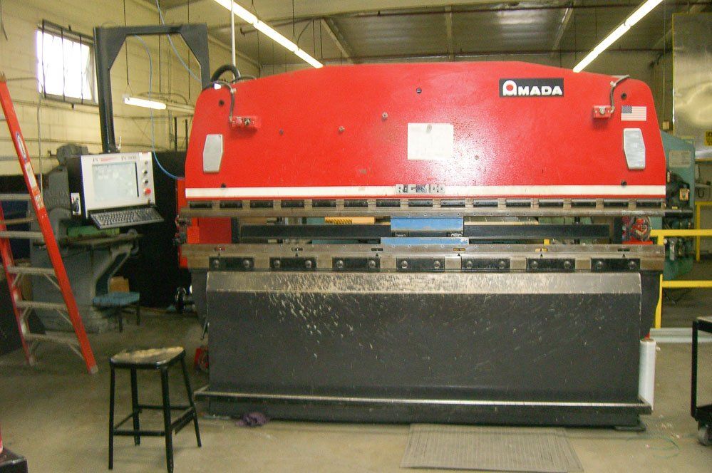 Press Brake - Amada RG100