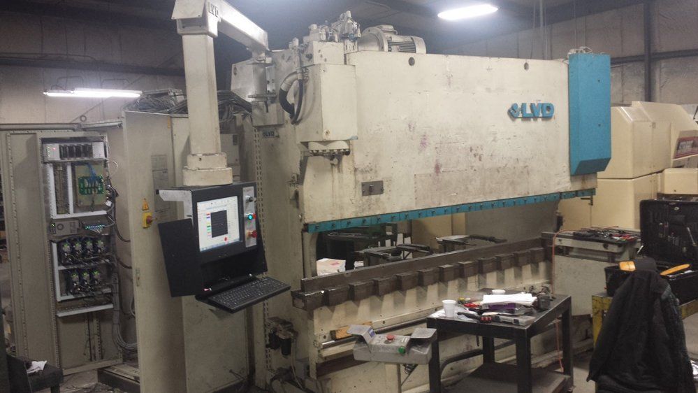 Press Brake - LVD MNC 9200